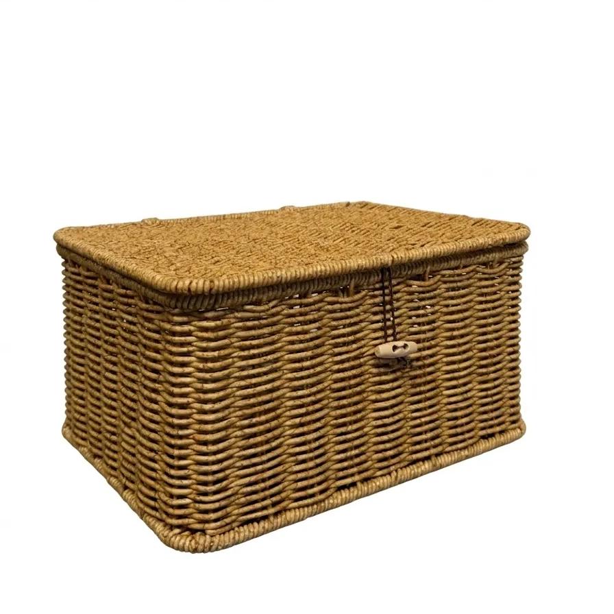 Wood-Toggle Lidded Storage Box